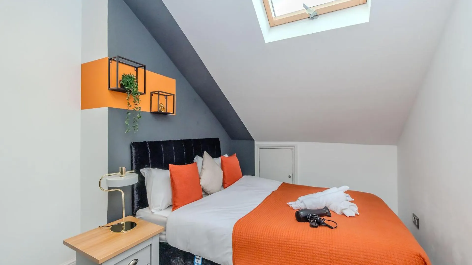 ברייטון Luxe 2-Bedroom With Free Parking 0*,  בריטניה